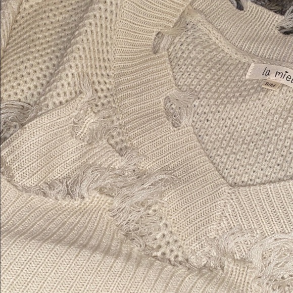 Distresses sweater - Picture 4 of 4